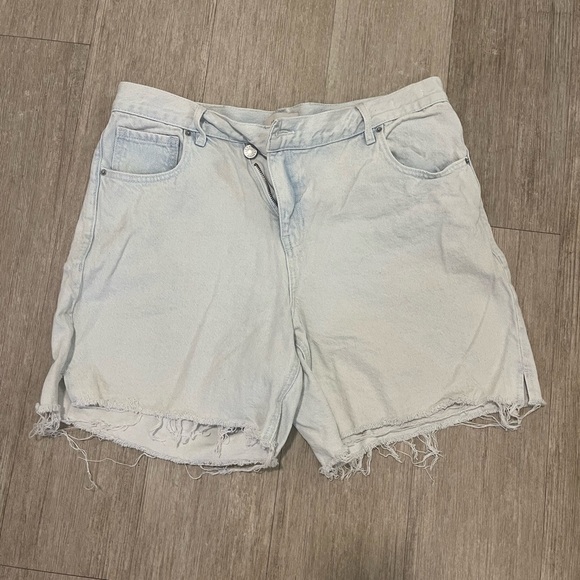 PACSUN Light Blue Denim Women's Jorts - Picture 3 of 10